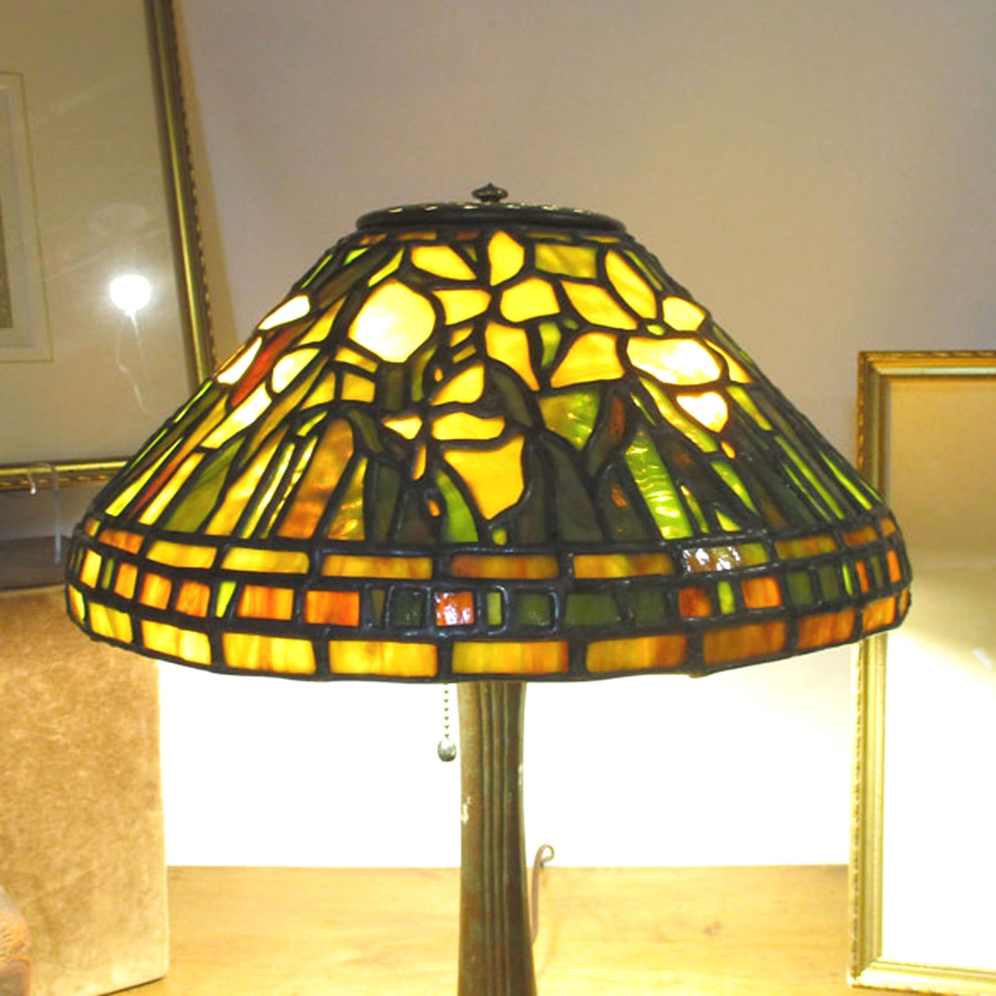 Handel Lamp with Tiffany Peony Pattern Stained Slag Glass Vintage Shade