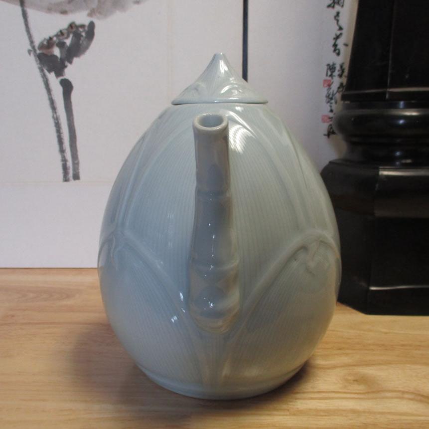 Korean Celadon Glaze Porcelain Bamboo Shoot Teapot Signed