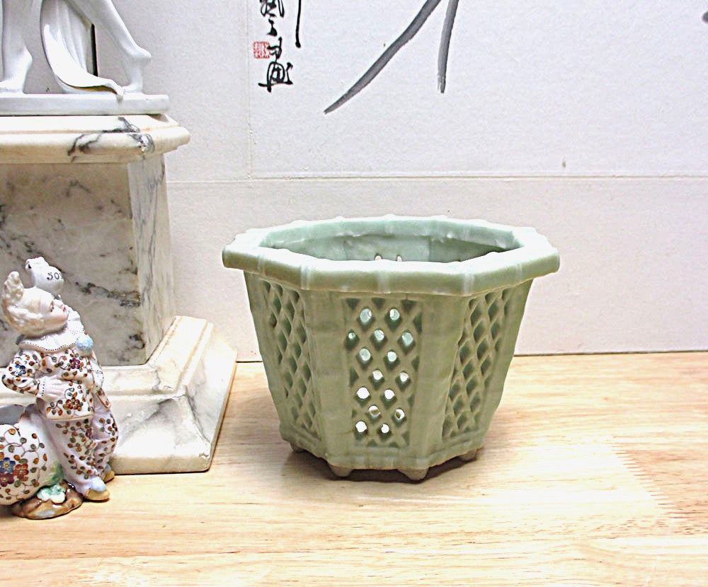 PG 57 Antique Chinese Porcelain Celadon Planter 19th Century