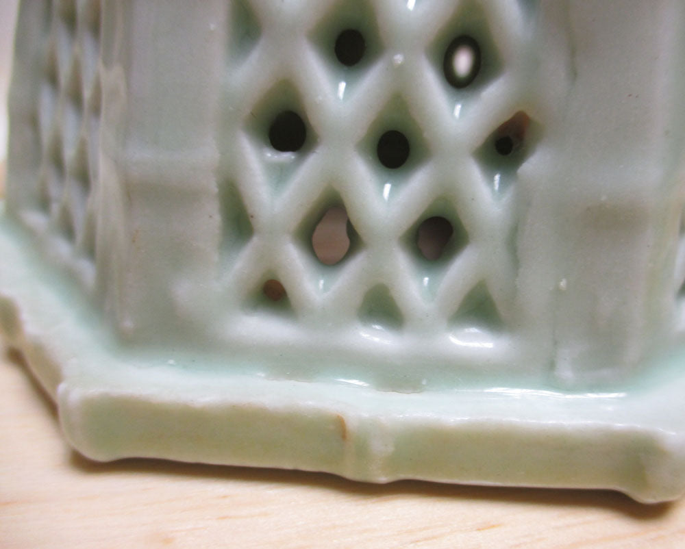 PG 57 Antique Chinese Export Porcelain Celadon Planter 19th Century