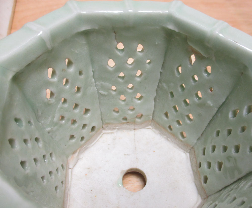 PG 57 Antique Chinese Export Porcelain Celadon Planter 19th Century