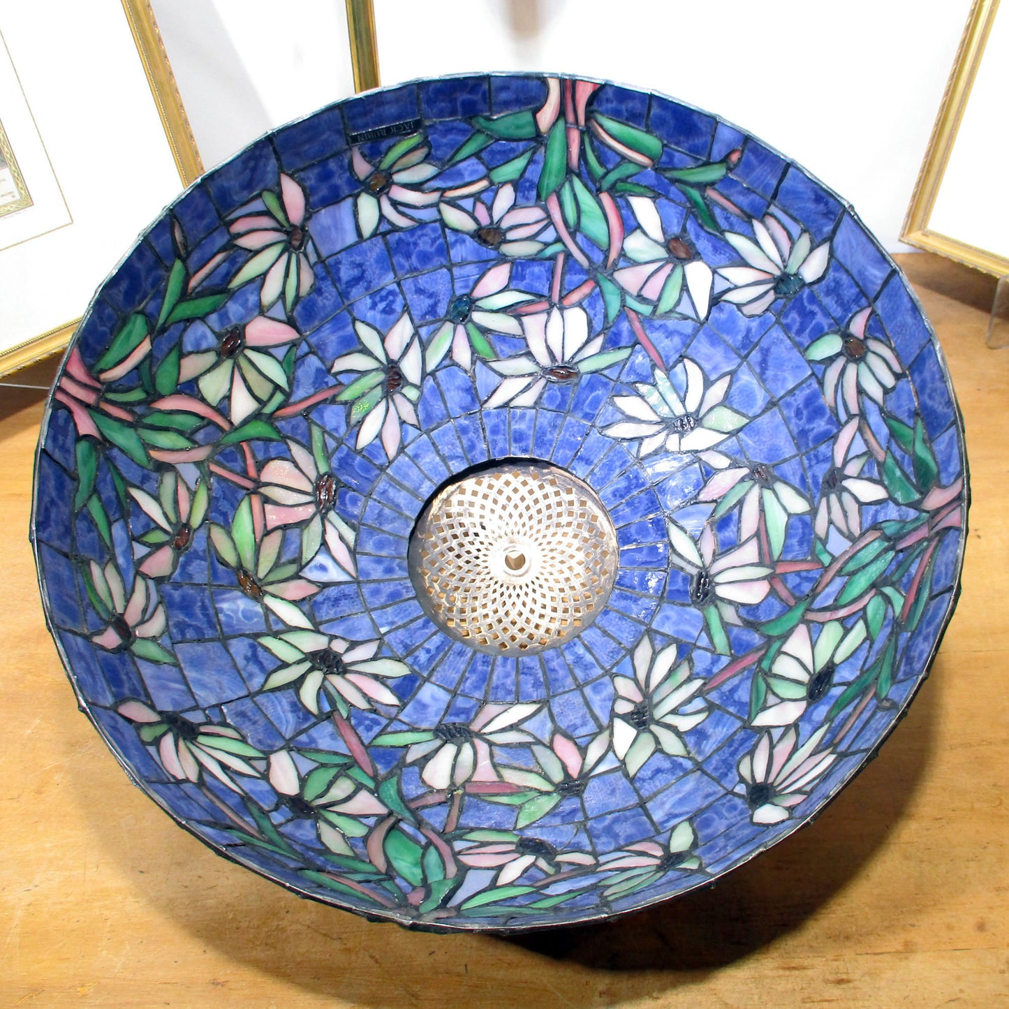 Unique Art Glass Co. Base with Tiffany, Black-Eyed Susan Pattern Leaded Shade PG 53