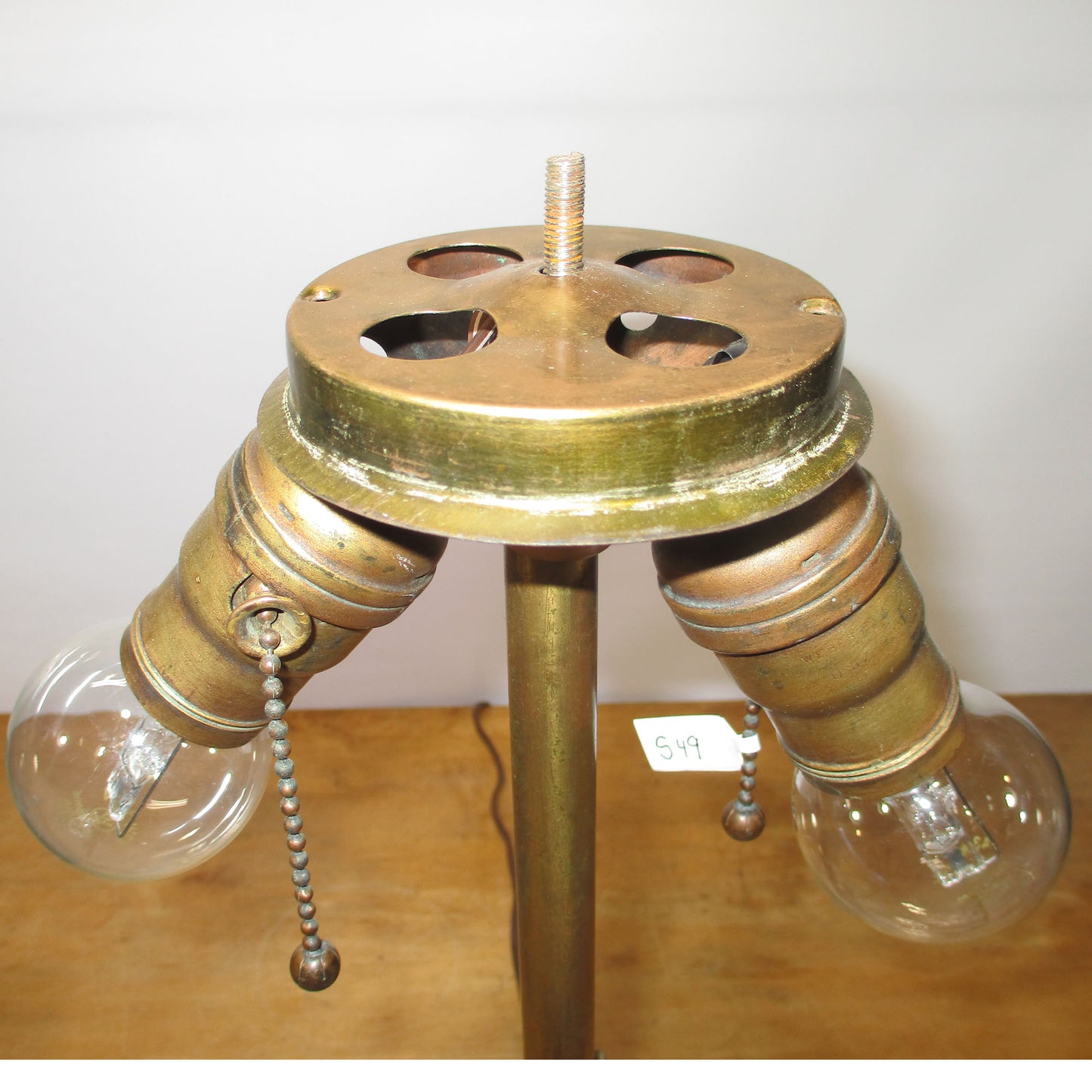 Pittsburgh Lamp with Reverse Painted Shade Winter Scene PG40