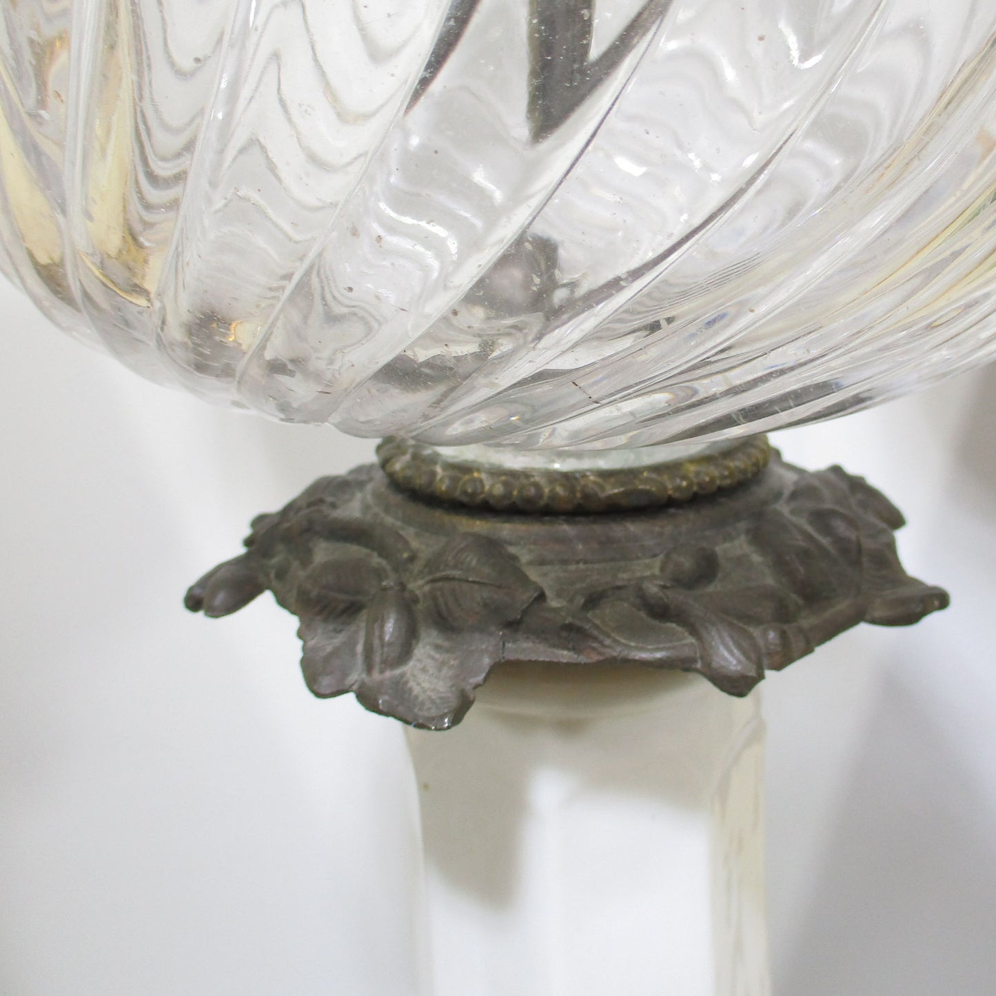 Hollywood Regency Bronze and Opaline Glass Double Light Lamp Paul Hanson PG 25