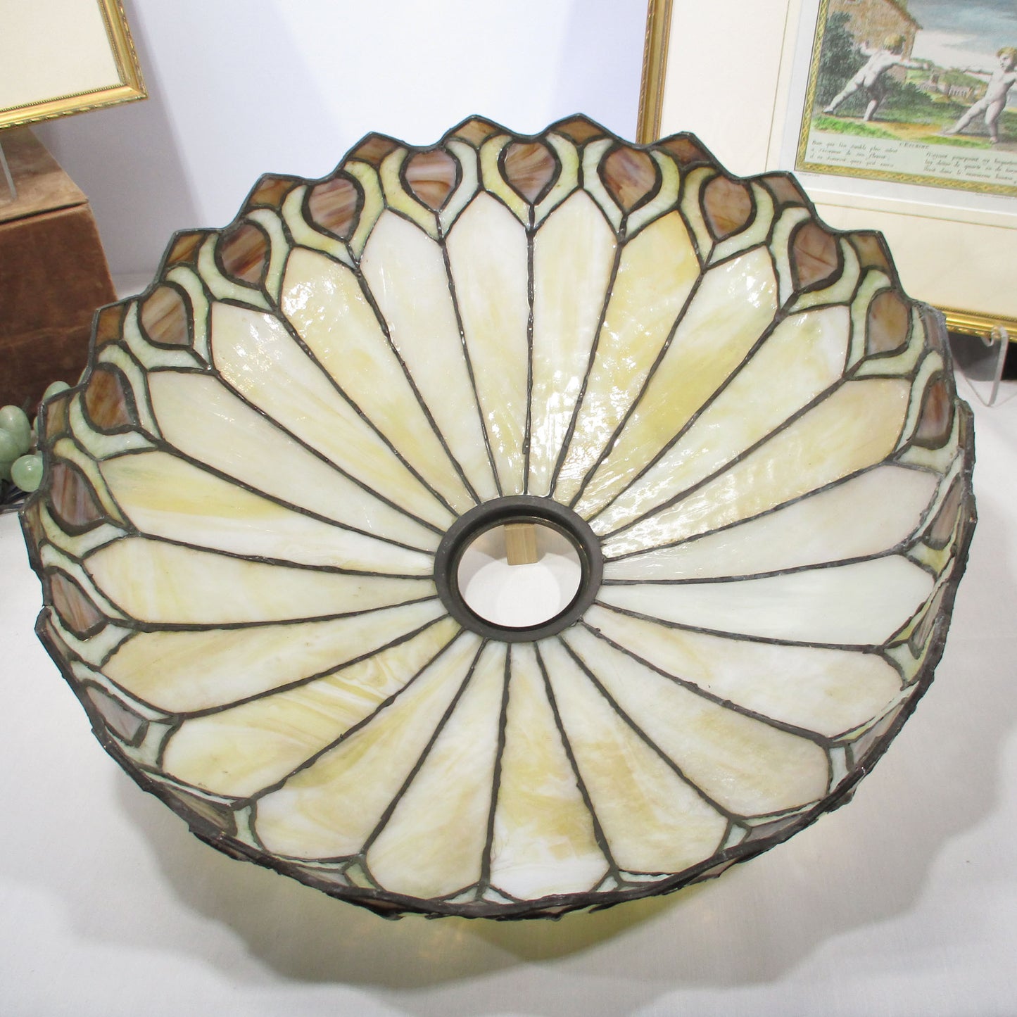 D. L. Neuhauser Peacock Shade Leaded Stained Slag Glass Lamp PG 52