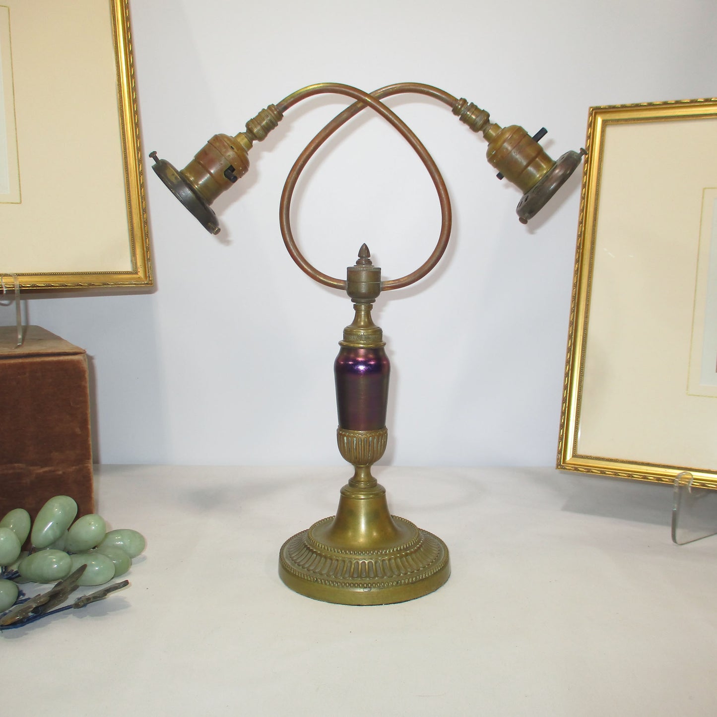 Antique French Double Swan Art Glass and Bronze Lamp