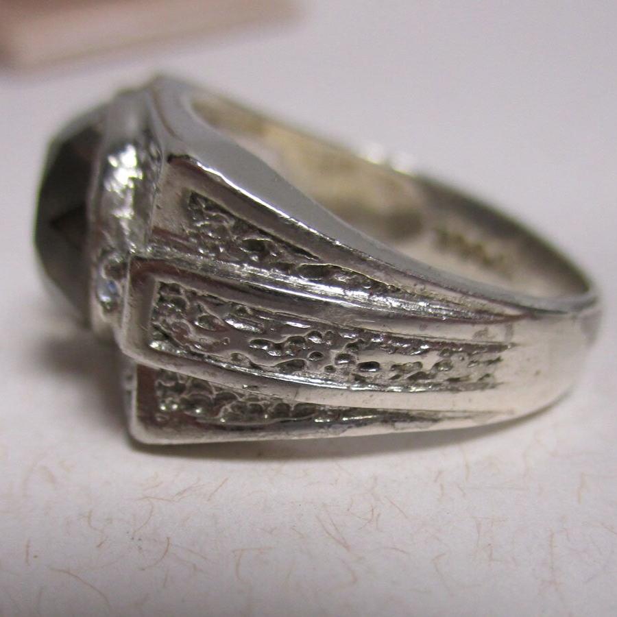Gr 43 Sterling Silver, Diamond and Citrine Signet Ring