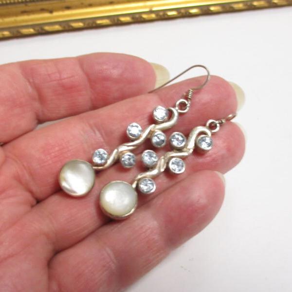 Gr 91 Sterling Silver, Mother of Pearl and Blue Topaz Drop Earrings