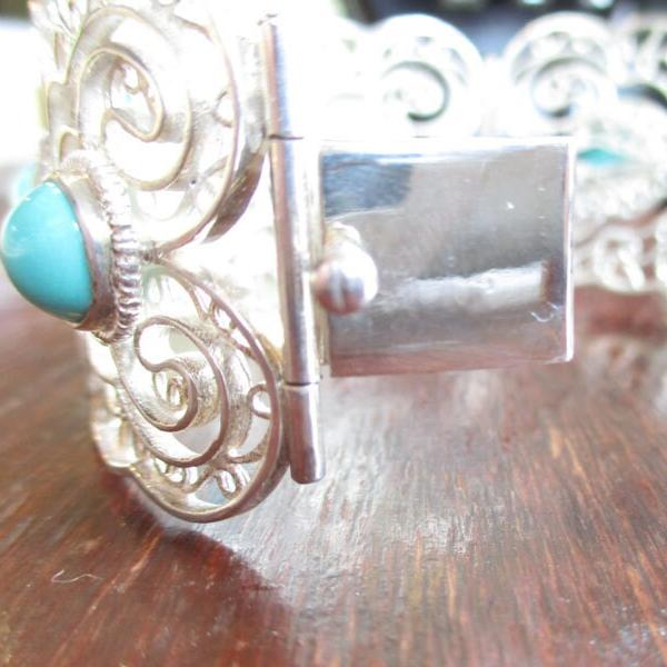Gr 91 Sterling Silver and Turquoise Reticulated Cannetille Bracelet 56.29 Grams