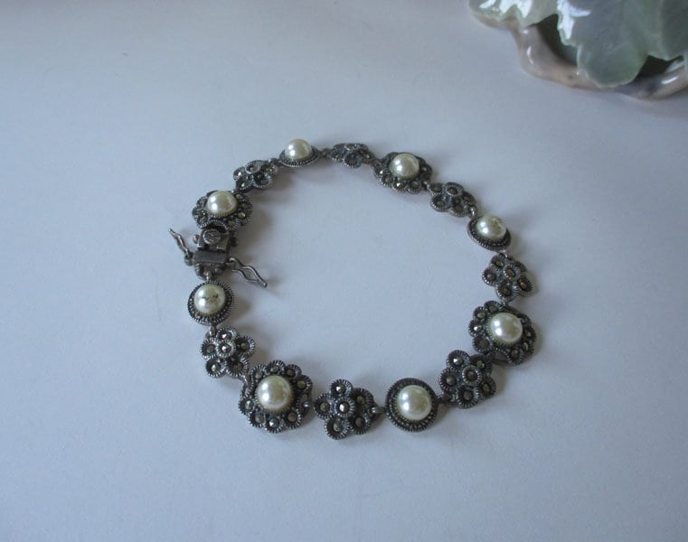 Gr 106 Sterling Silver, Faux Pearl and Marcasite Art Deco Floral Bracelet