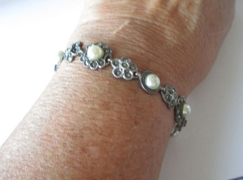 Gr 106 Sterling Silver, Faux Pearl and Marcasite Art Deco Floral Bracelet