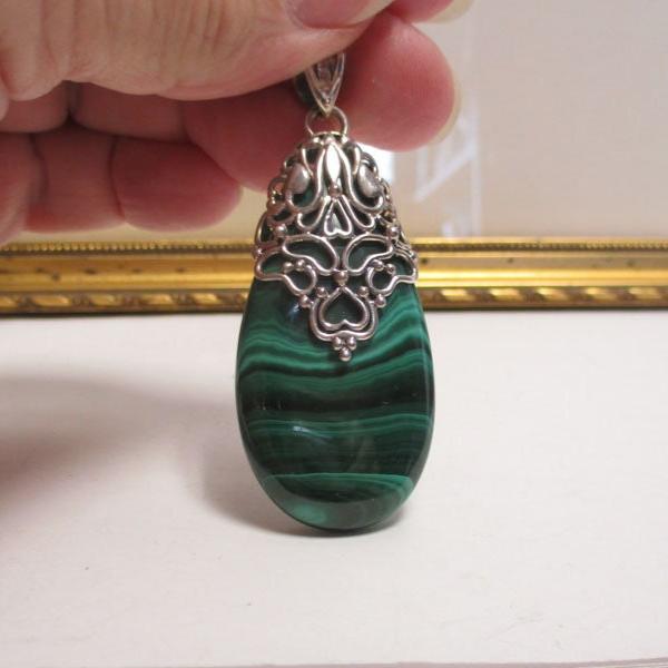 Gr 112 DP Doug Paulus Sterling Silver and Malachite Pendant