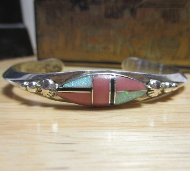 Gr 116 Navajo Signed Roger Francisco Sterling Silver, Spiny Oyster and Opal Inlaid Cuff Bracelet