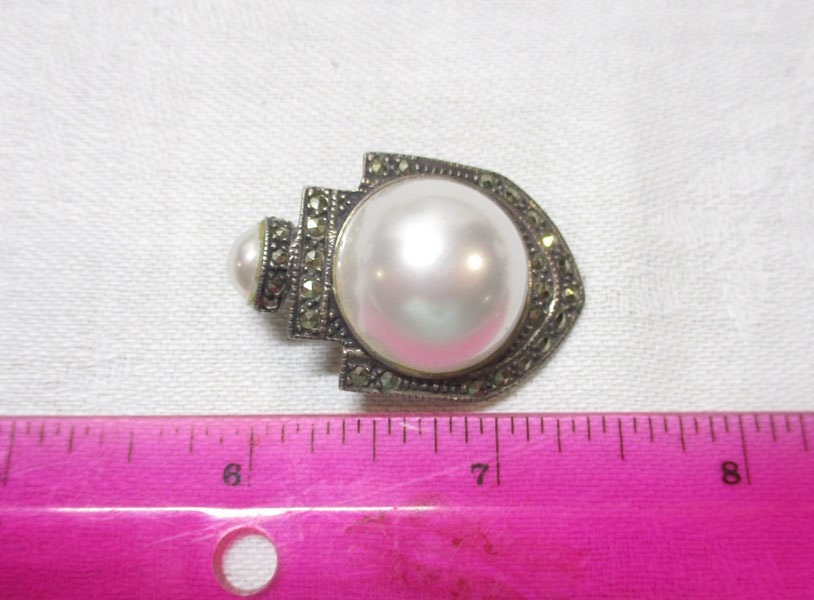 Gr 117 Sterling Silver, Pearl and Marcasite Signed Clip-on Earrings Judith Jack