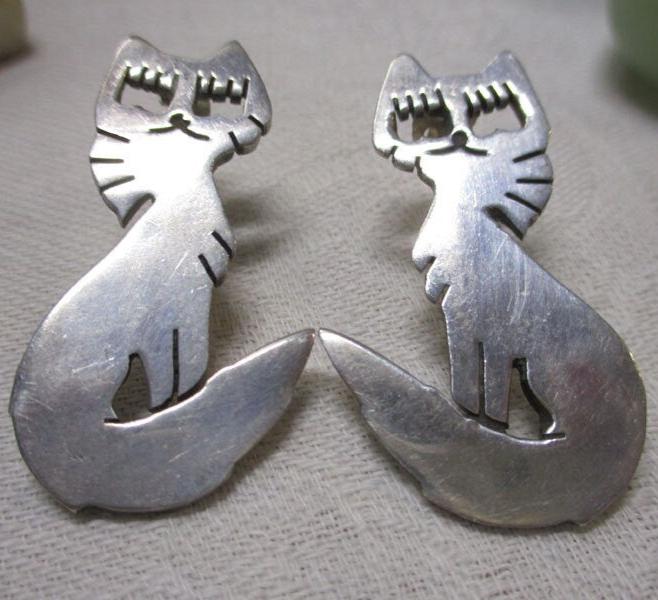 Gr 118 Sterling Silver Taxco Mexico Cat Earrings