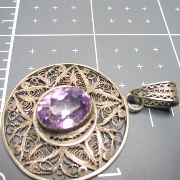 Gr 122 Vintage Israel Sterling Silver .925 Cannetille Filagree Amethyst Pendant