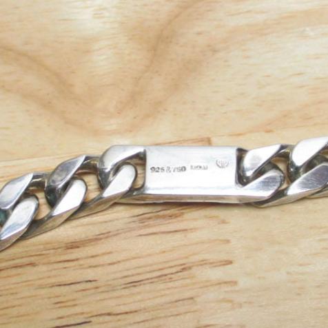 Gr 128 Heavy Sterling Silver and Solid 18K Gold Station Curb Link Figaro Bracelet 8 1/4"
