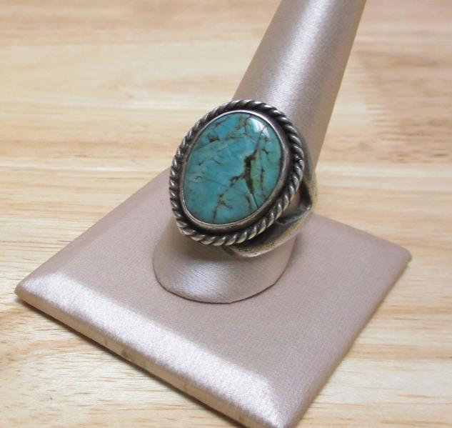Navajo Tuffa Sand Cast Turquoise Ring Size 11