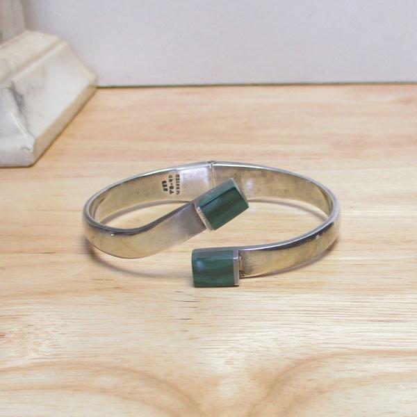 Gr 135 Taxco Sterling Silver and Malachite Inlaid Bangle Bypass Clamper Bracelet Heavy 50.66 Grams