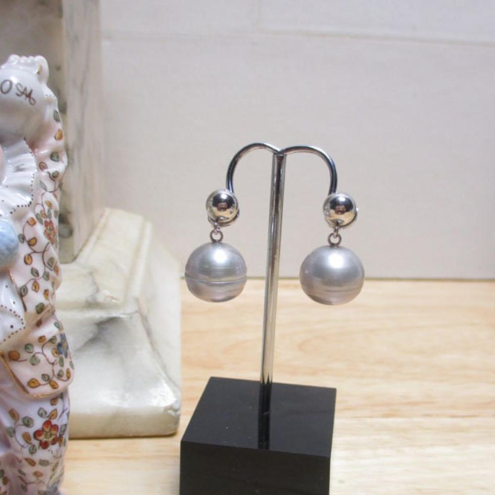 Solid 14K Gold and Pearl Drop Earrings 3/4"