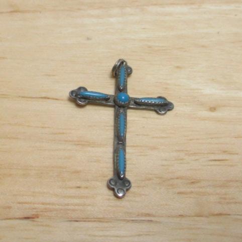 Gr 143 Zuni Sterling Silver Needlepoint Turquoise Inlaid Cross Fred Harvey Era