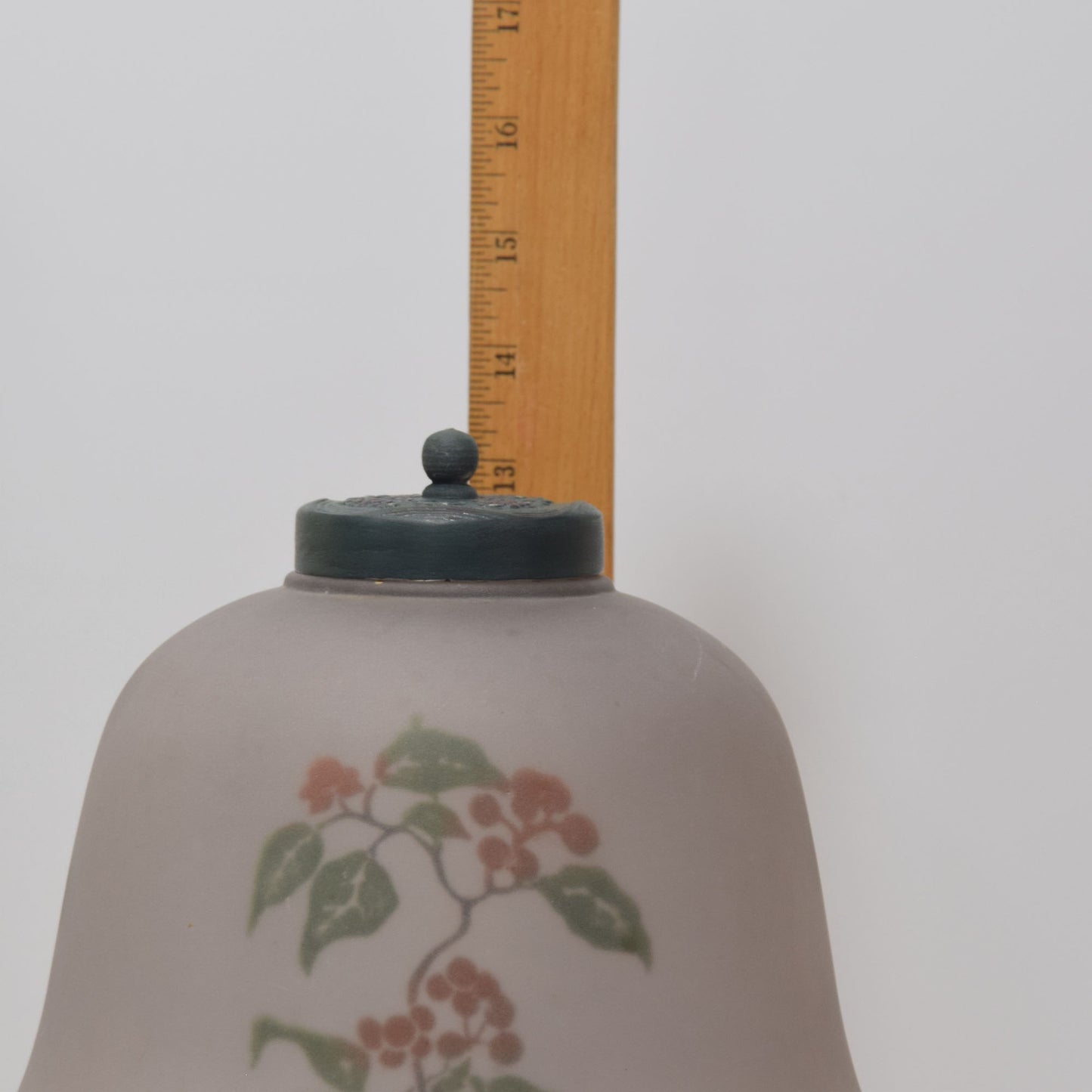 Vintage Reverse Painted Arts and Crafts Desk or Boudoir Cast Iron Lamp