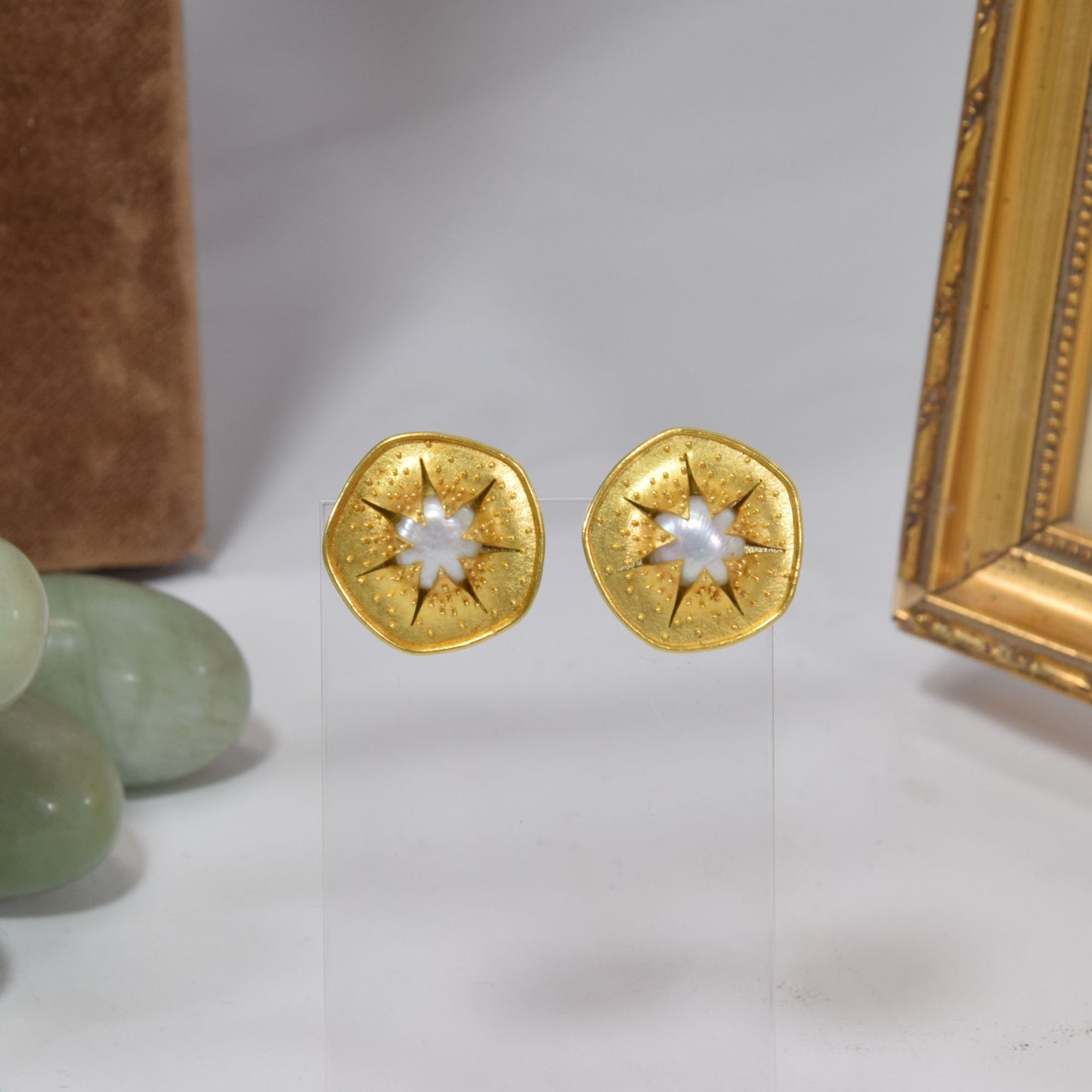 Signed Judith Kinghorn Solid 22K and 18K Gold Pearl Earrings 15.01 Grams