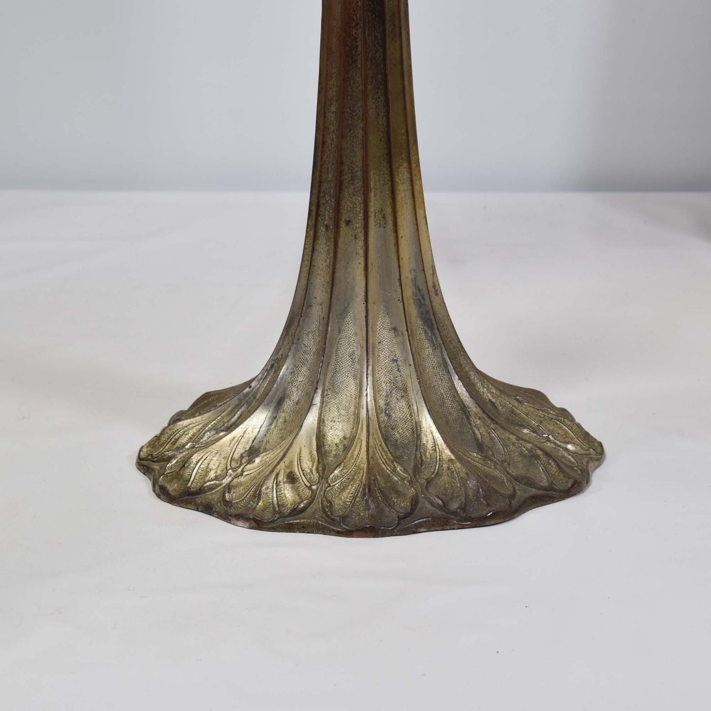 Miller Bent Panel Slag Glass Double Light Lamp