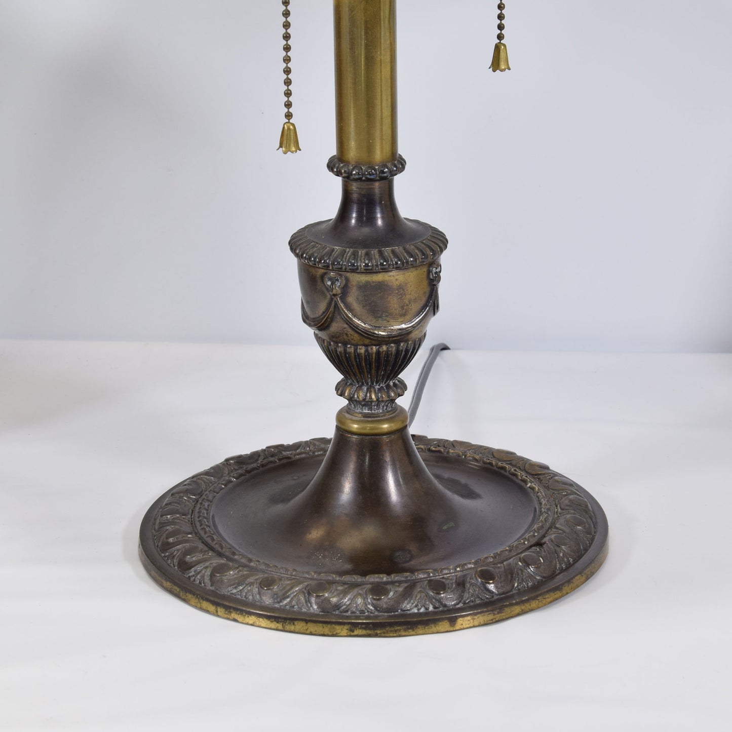 Antique Bradley and Hubbard Bent Panel Slag Glass Bronze Table Lamp