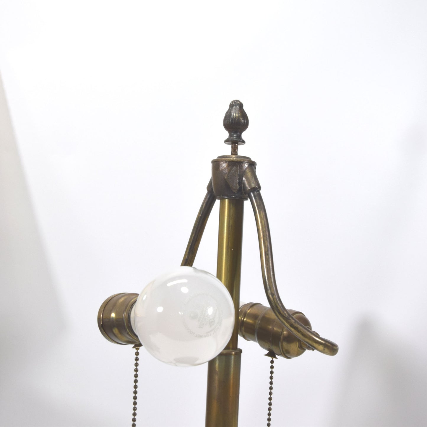 Antique Bradley and Hubbard Bent Panel Slag Glass Bronze Table Lamp