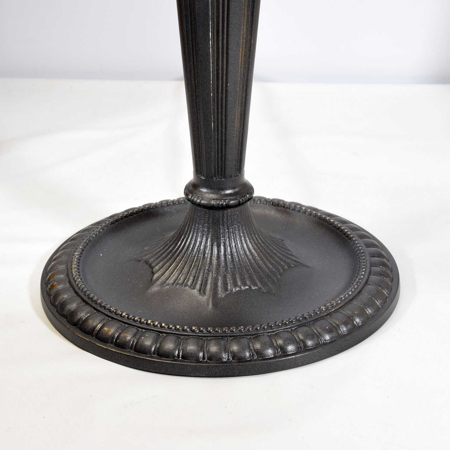 Antique Bradley and Hubbard Bent Panel Slag Glass Bronze Table Lamp