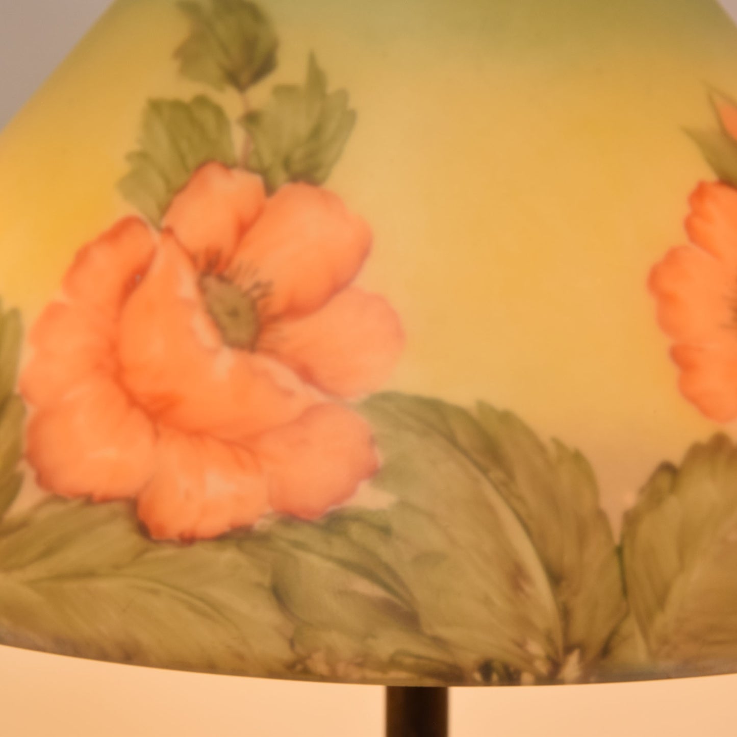 Unique Art and Glass Co. Base Reverse Painted Poppy Shade Lamp