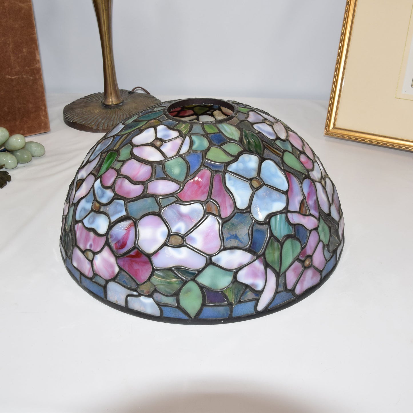 Tiffany Studios Reproduction Dogwood Blossoms Mushroom Base Lamp