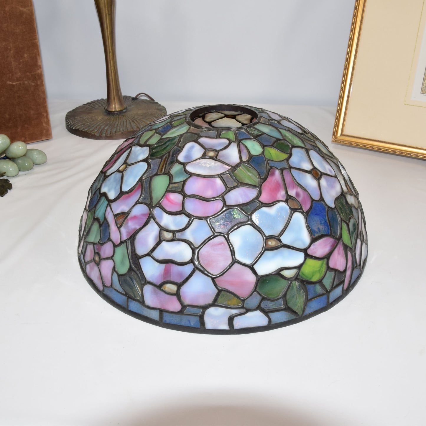 Tiffany Studios Reproduction Dogwood Blossoms Mushroom Base Lamp
