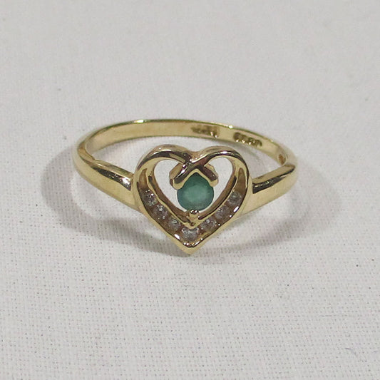 Gr 155 Solid 10K Gold, Diamond and Emerald Heart Signet Ring Size 7