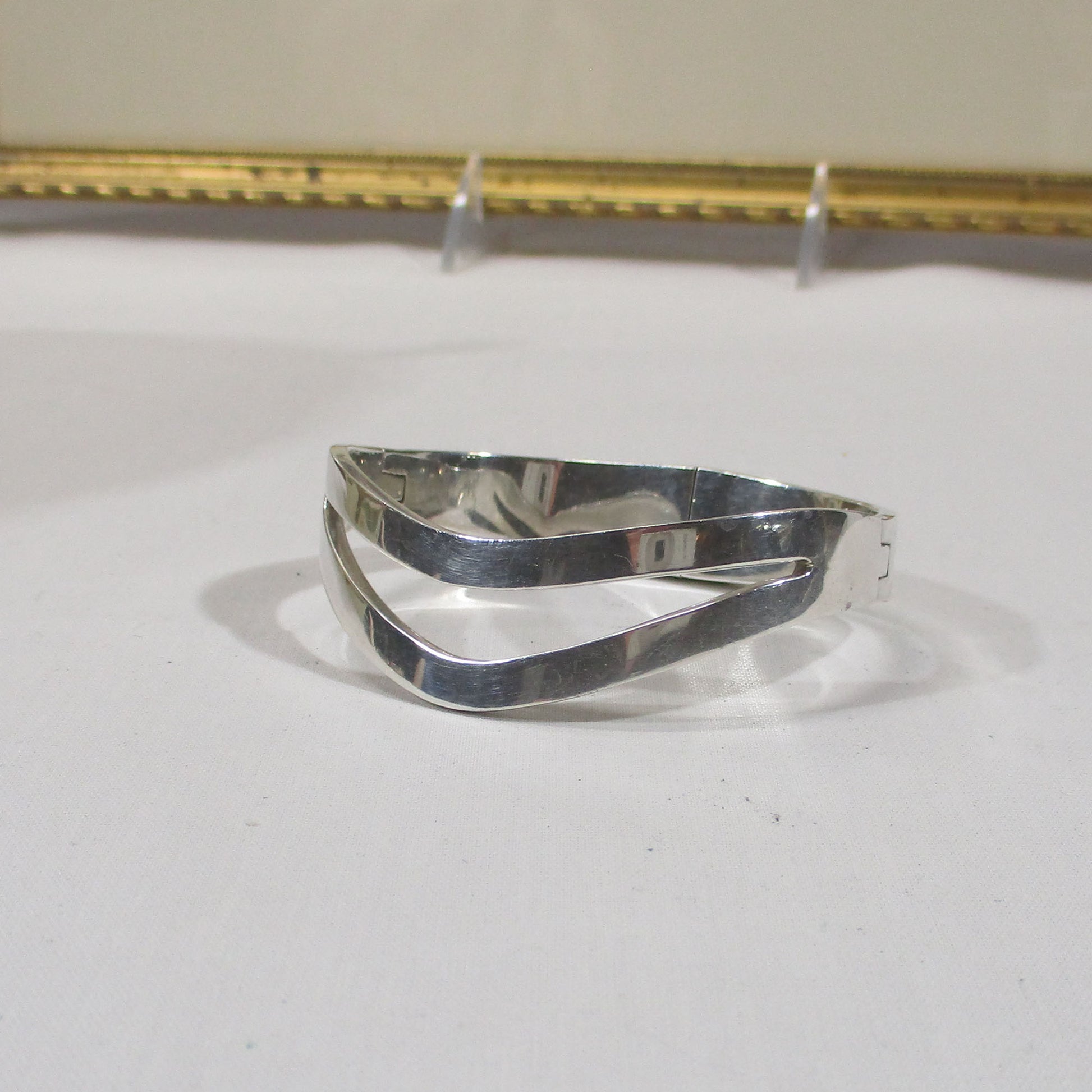 Gr 155 Sterling Silver Taxco Clamper Hinged Bangle Bracelet Heavy 53.12 Grams