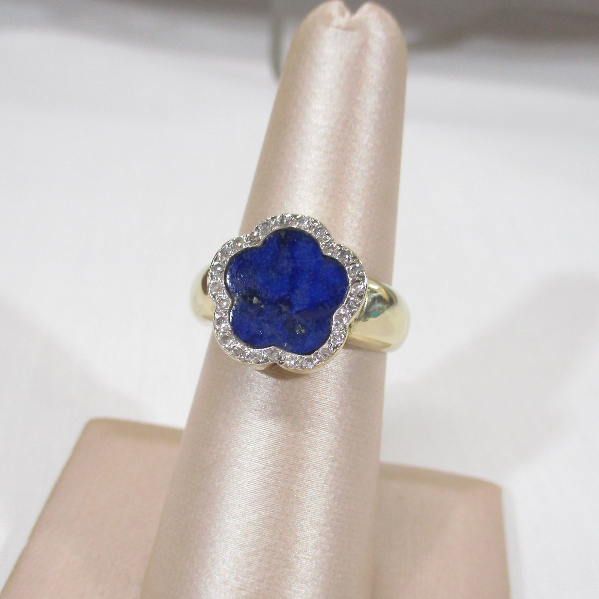 Gr 156 Solid 14K Gold, Diamond and Lapis Lazuli Vintage Signet Ring Size 6