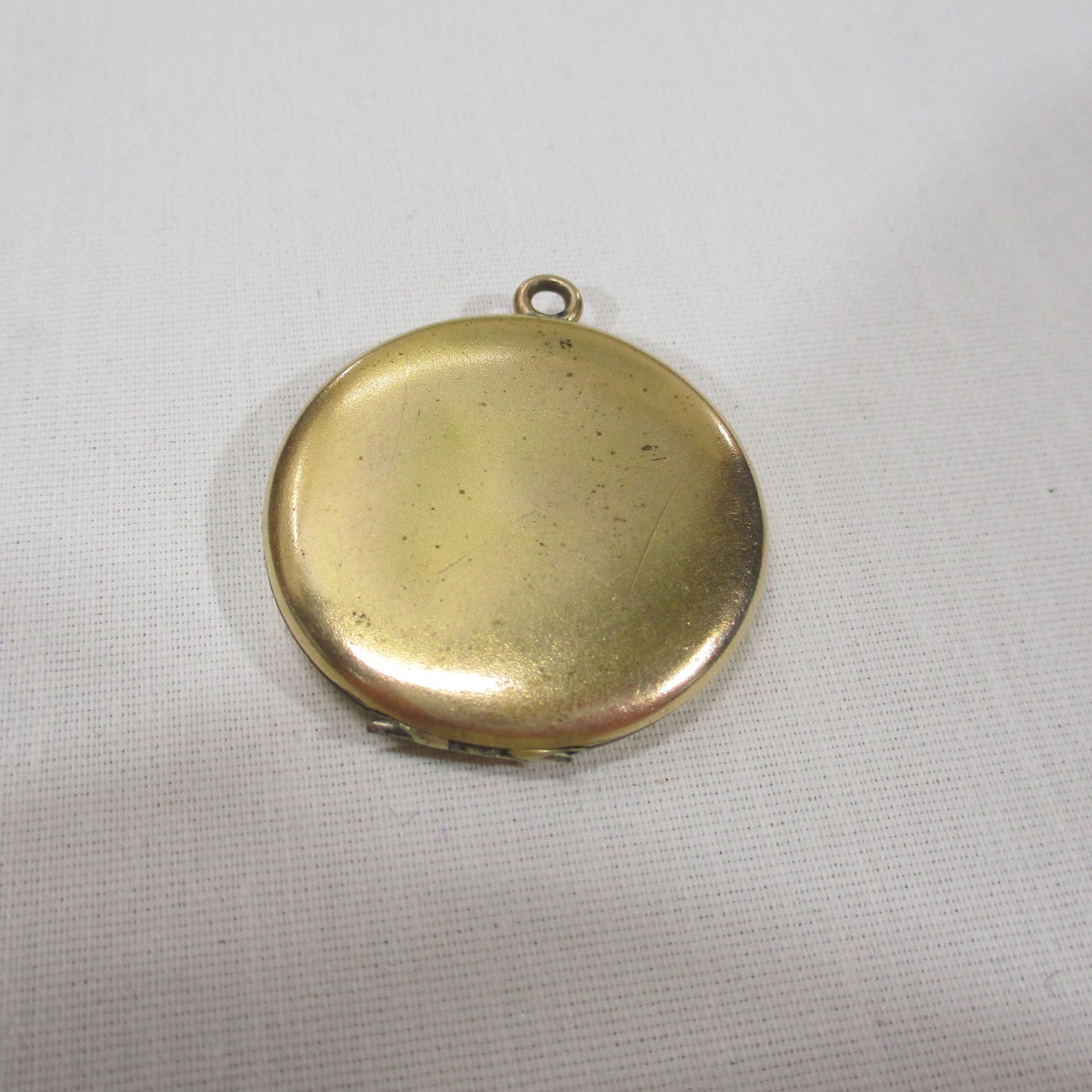 Gr 156 Victorian Gold-filled Art Nouveau Locket