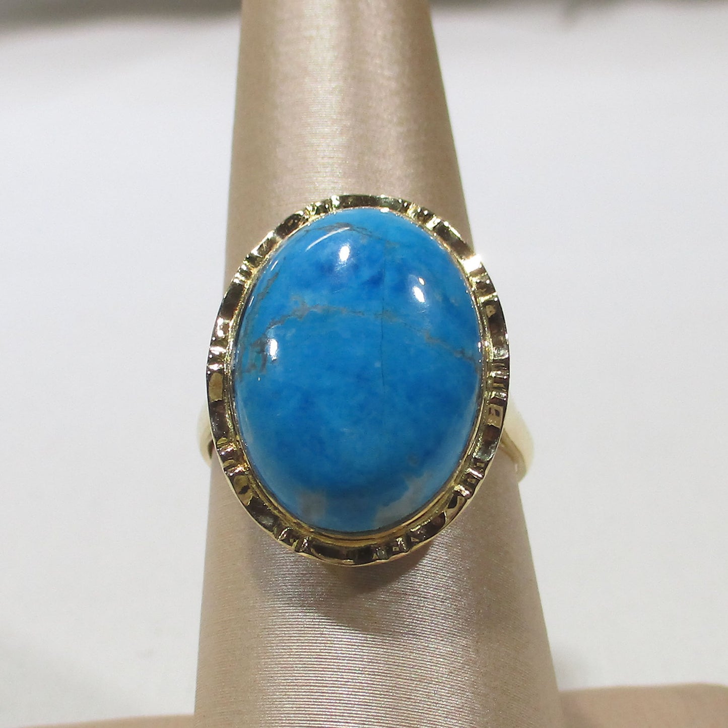 Gr 157 Solid 14K Gold and Turquoise Signet Ring Size 7 1/2