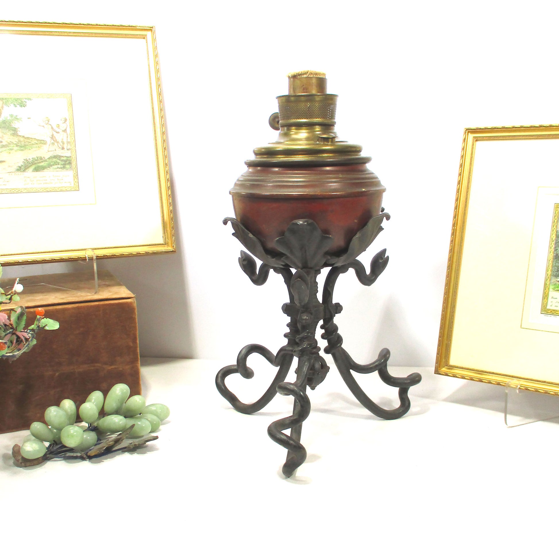 Red Brass Wrought Iron Banquet Oil Lamp with Snakes on Base