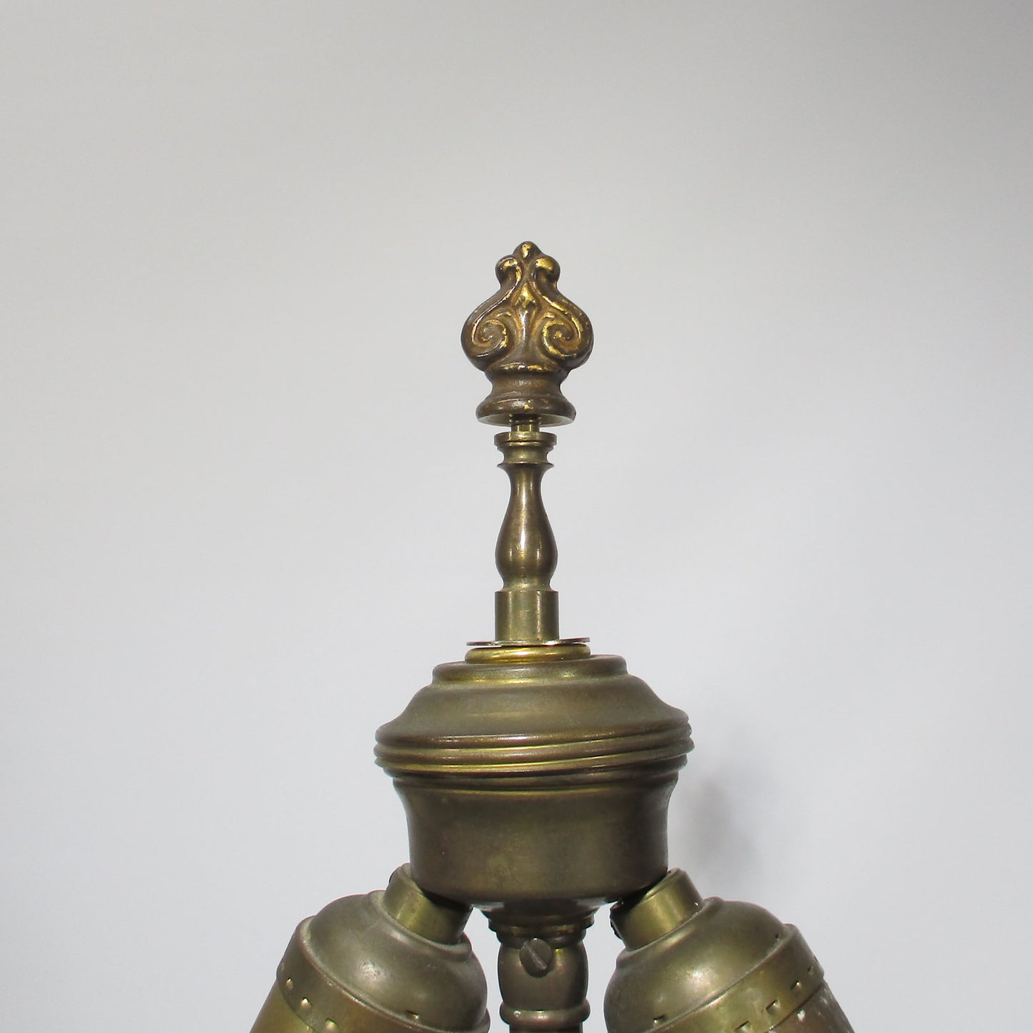 Hollywood Regency Bronze and Opaline Glass Double Light Lamp Paul Hanson PG 25