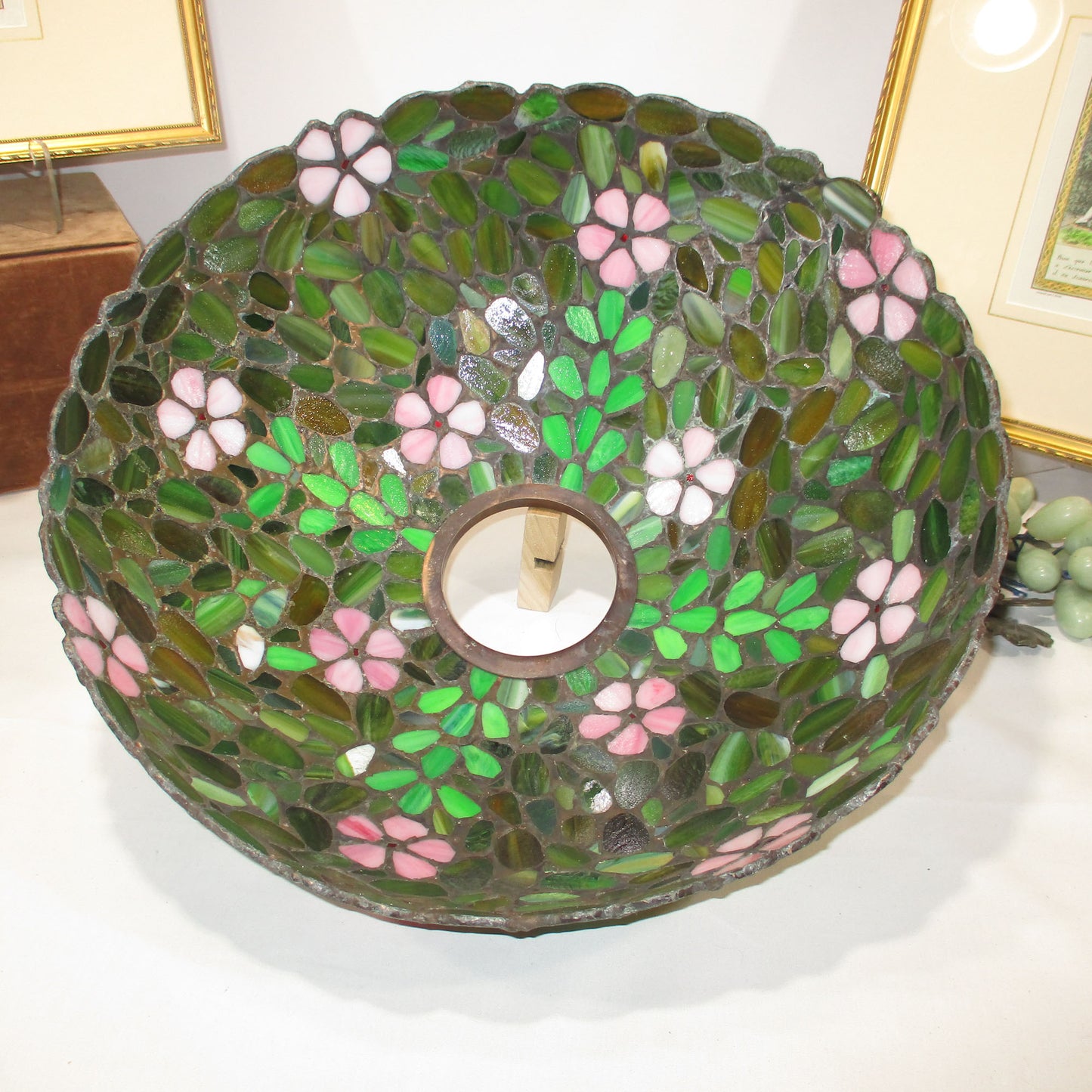 Unique Art Glass Company Stained Leaded Slag Glass Lamp Shade PG 58