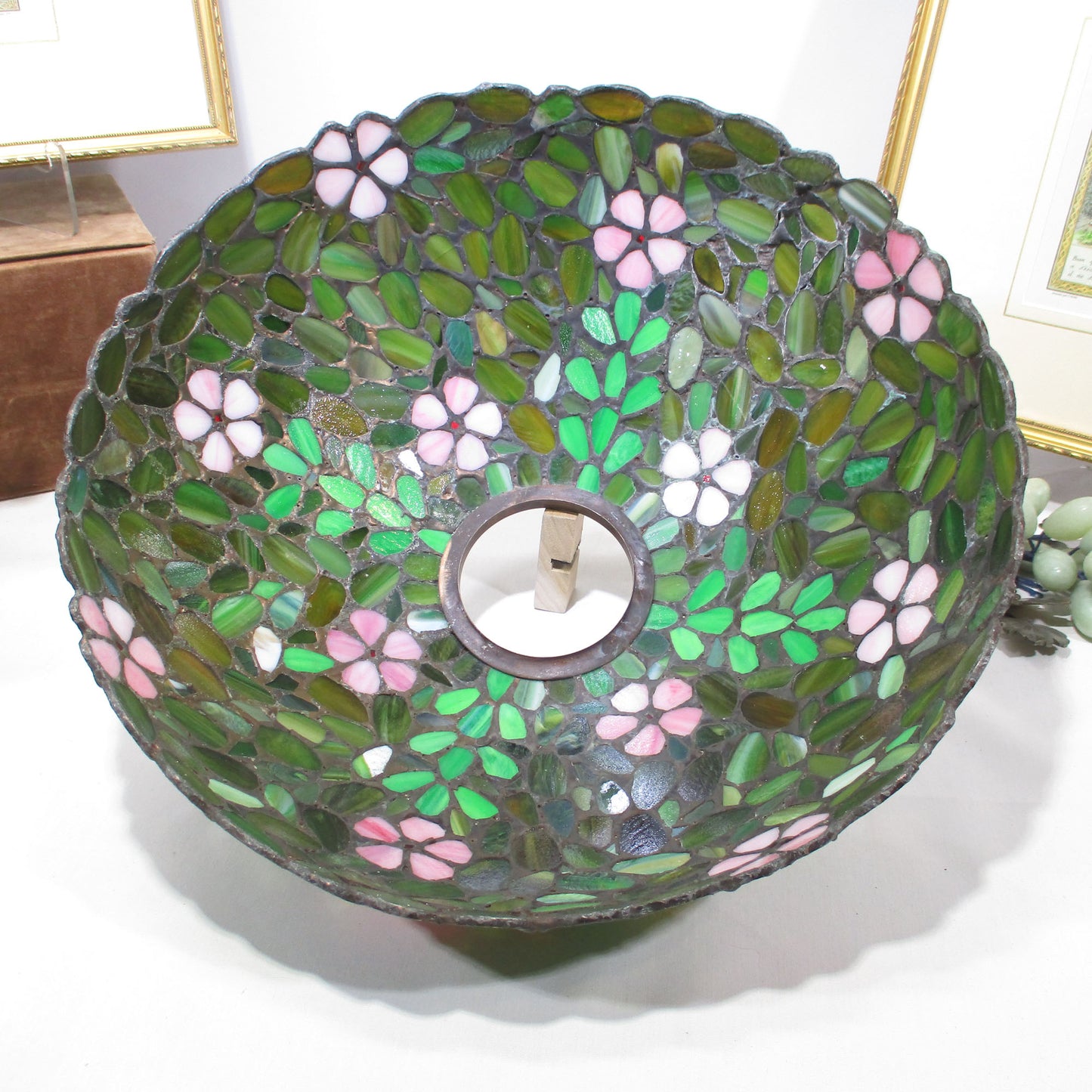 Unique Art Glass Company Stained Leaded Slag Glass Lamp Shade PG 58