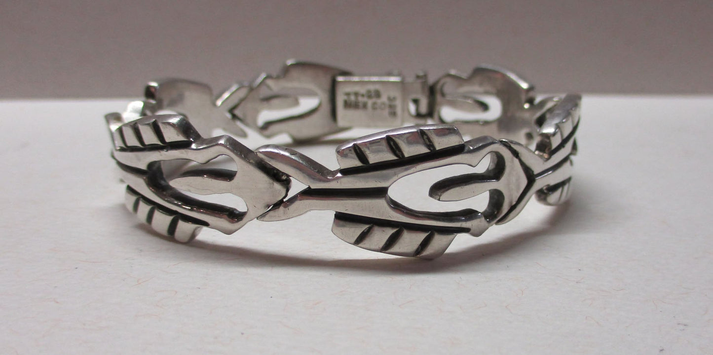 Gr 49 Alicia Taxco Sterling Silver Flounder Fish Bracelet Heavy 46.16 Grams