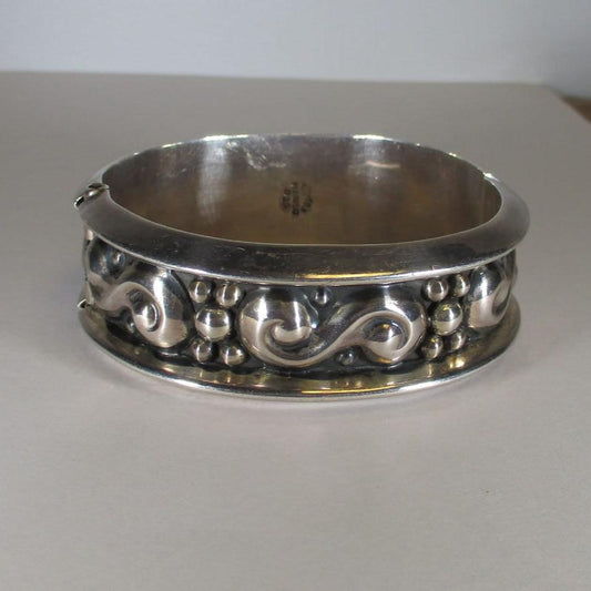 Sterling Silver Taxco Clamper Hinged Bangle Bracelet Heavy