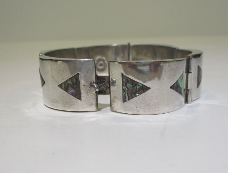 Gr 82 Vintage Taxco Mexico Sterling Silver and Abalone Bracelet 7 " Long