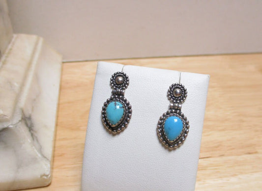 Gr 141 Southwestern Sterling Silver and Turquoise Vintage Dangle Earrings