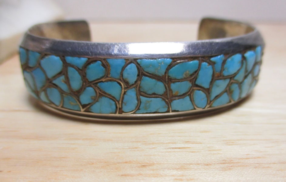 Gr 140 Vintage Navajo Sterling Silver and Turquoise Cobblestone Cluster Inlay Cuff Bracelet Heavy