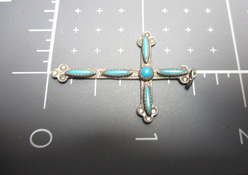 Gr 143 Zuni Sterling Silver Needlepoint Turquoise Inlaid Cross Fred Harvey Era